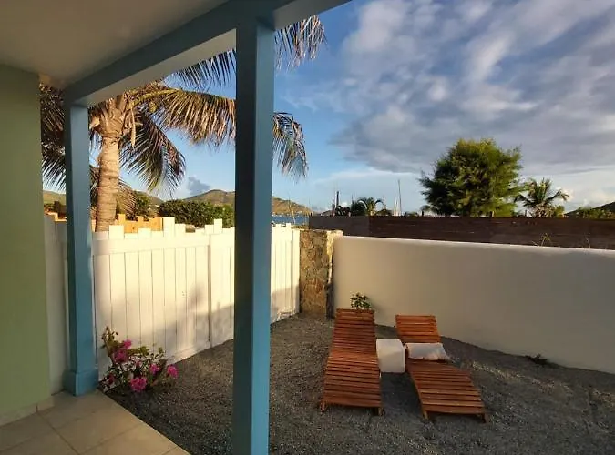 Orient Bay Beach Front Apartment