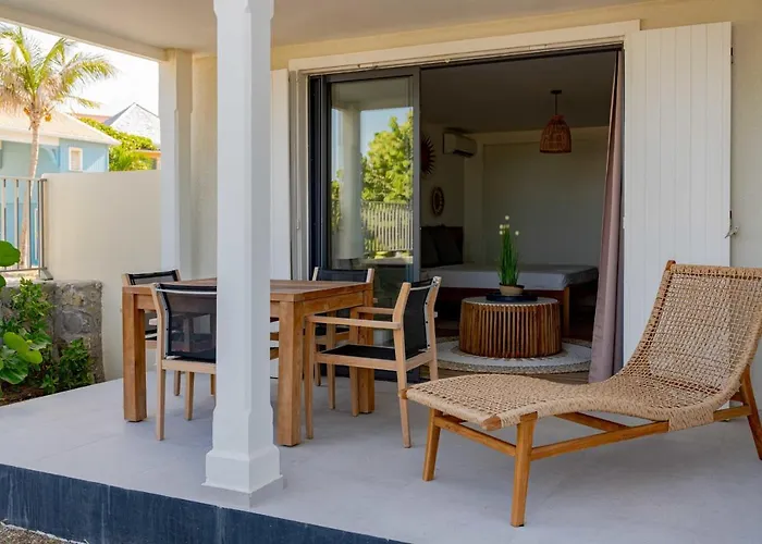 Large Studio With Beach And Pool In Orient Bay