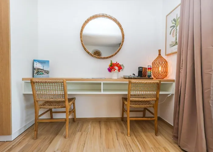 Studio 6 Alamanda Resort Orient Bay